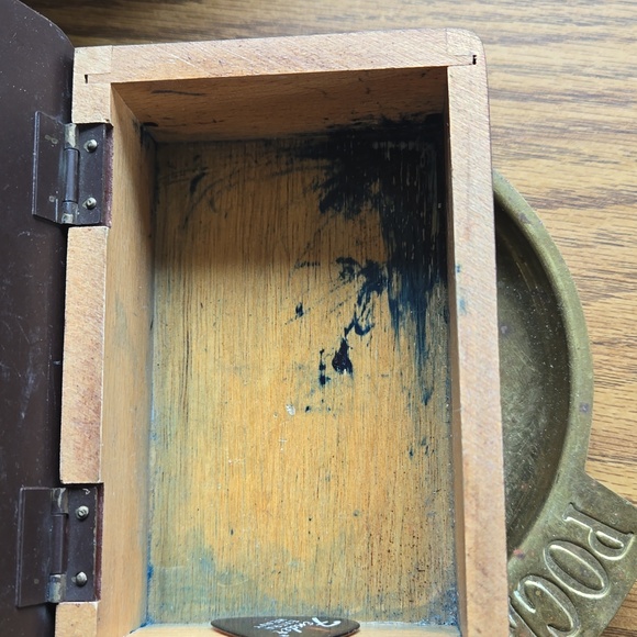 Primitive Antique Wooden & Metal Lidded 5 x 3 1/2 ANTLER - Picture 6 of 8